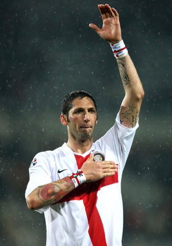 弗里克西甲场均积分2.36，执教50+场主帅中仅次于瓜帅和穆帅