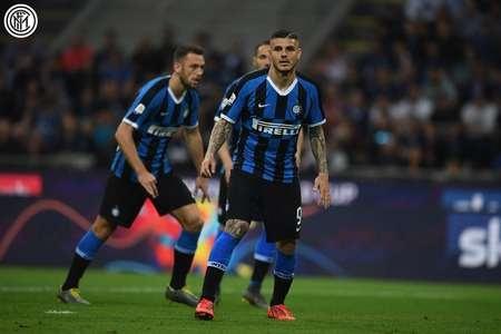 自称海牛翻译的用户：海牛不欠兰克尔-泽工资，还给他预支钱