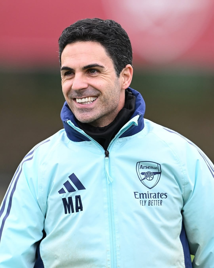 阿媒：埃切韦里想冬窗租回河床，但曼城希望再次租给欧洲球队