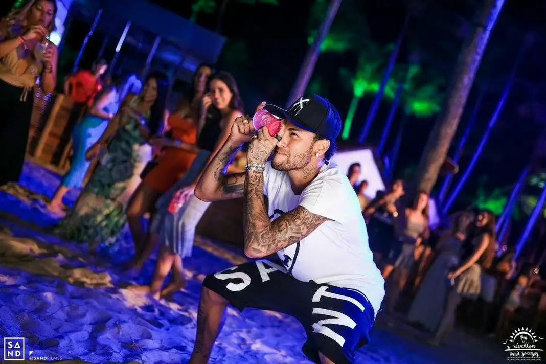 2025中超大结局：海港卫冕申花亚军 梅州亚泰降级