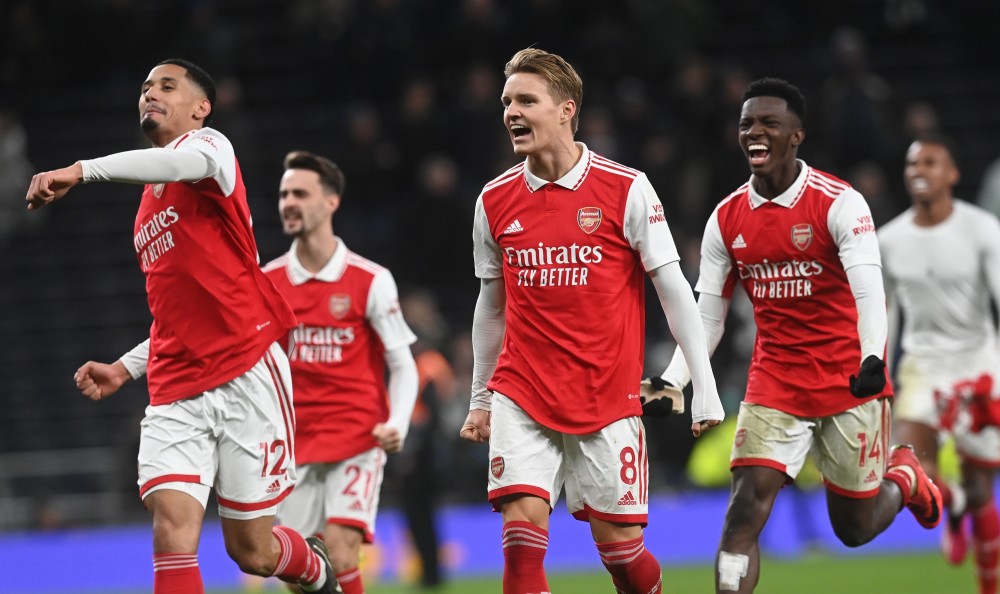 半场战报：海登海姆0-1弗赖堡，曼赞比建功