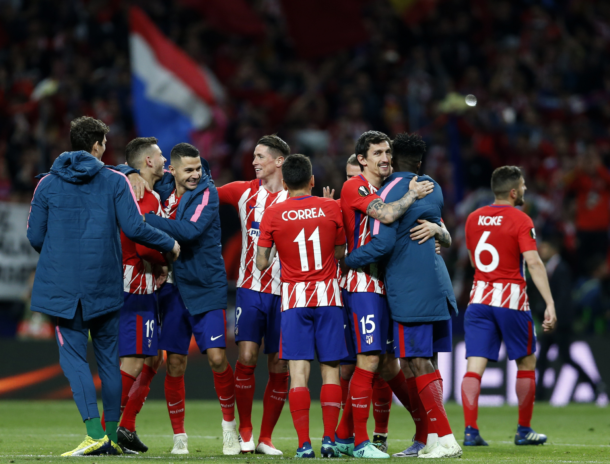 懂球帝海报：十载白巷，东方之光