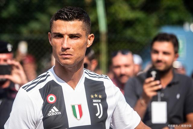 刘越：申花进攻变化少，斯卢茨基用人容易陷入“恶性循环”